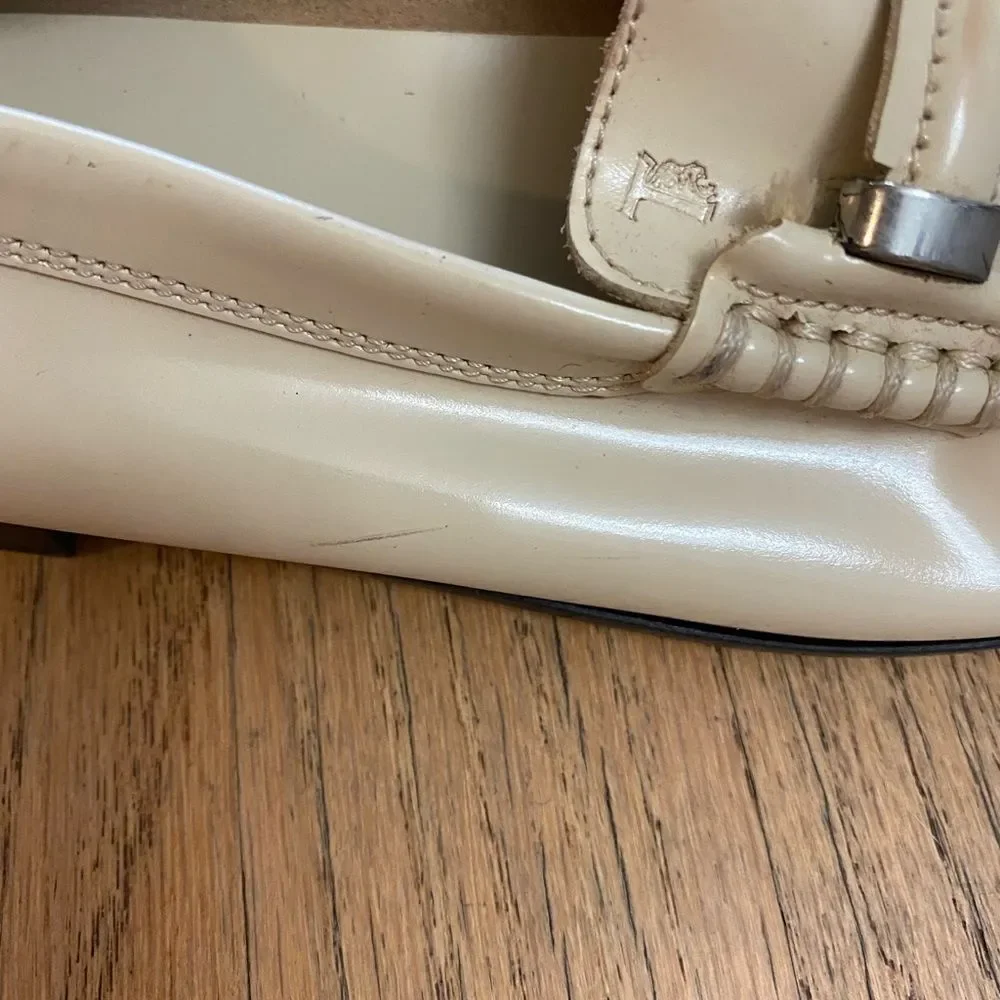 Authentic vintage JP Tod’s women’s leather loafers - Picture 9 of 9